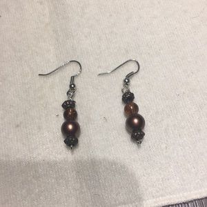 Brown pearl drop earrings